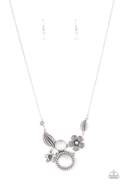 Exquisitely Eden - White Paparazzi Necklace